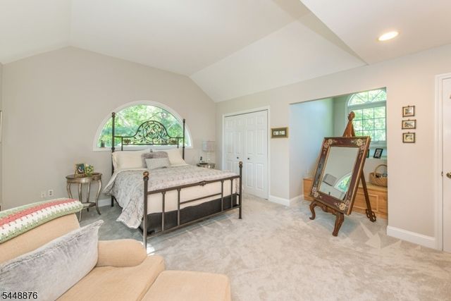 18 Century Ct, Montville Twp., NJ 07045