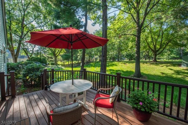 18 Century Ct, Montville Twp., NJ 07045