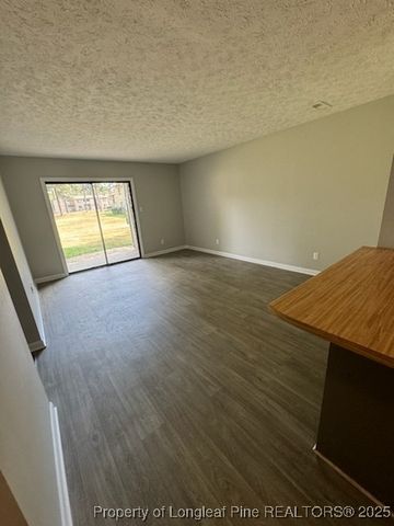 837 Applewood Lane, Fayetteville, NC 28303