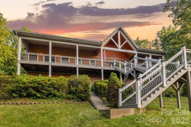 6 Grouse Terrace, Fairview, NC 28730