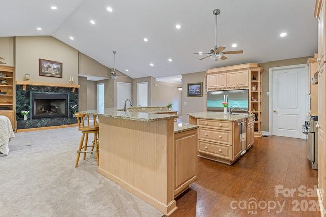 6 Grouse Terrace, Fairview, NC 28730