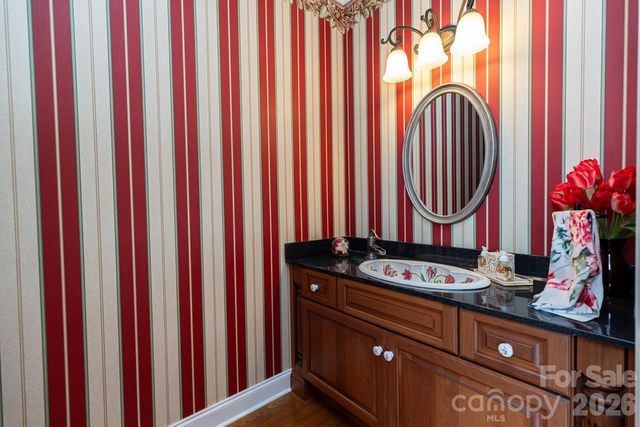 6 Grouse Terrace, Fairview, NC 28730