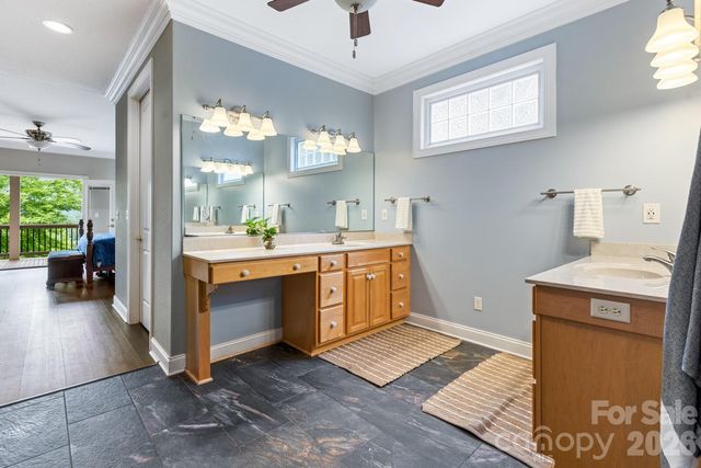 6 Grouse Terrace, Fairview, NC 28730