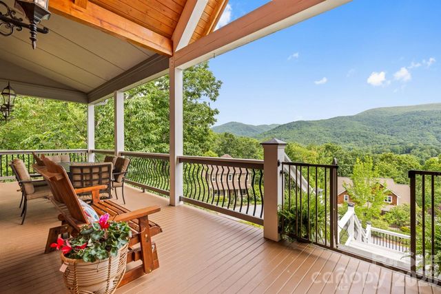 6 Grouse Terrace, Fairview, NC 28730