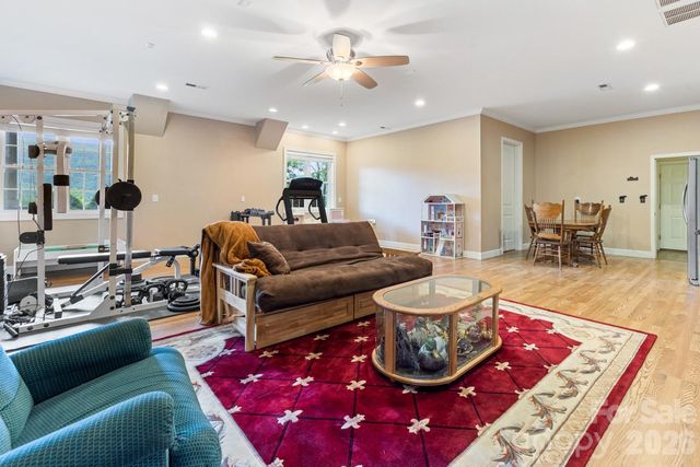 6 Grouse Terrace, Fairview, NC 28730