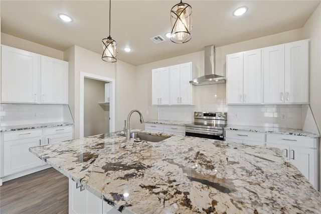 3483 Elizabeth Street, Choctaw, OK 73020