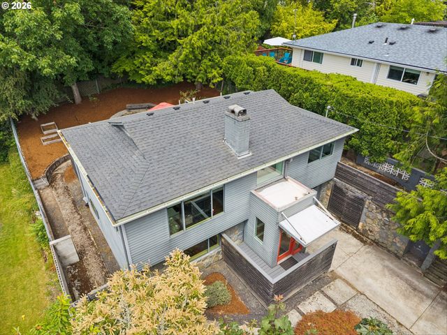 3633 Sw TEXAS St, Portland, OR 97219