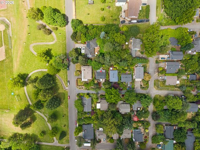 3633 Sw TEXAS St, Portland, OR 97219