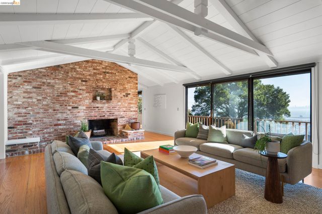 1009 Havens Pl, El Cerrito, CA 94530