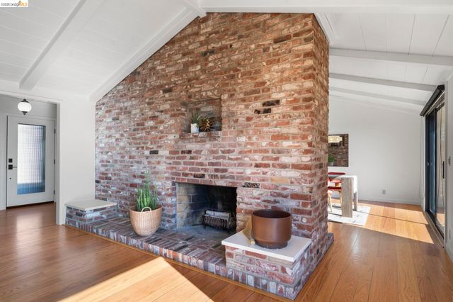 1009 Havens Pl, El Cerrito, CA 94530
