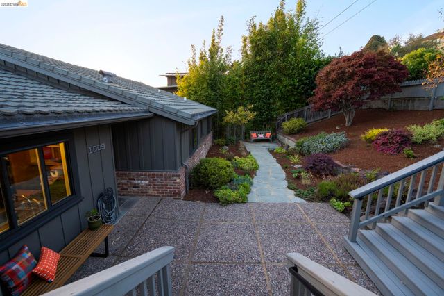 1009 Havens Pl, El Cerrito, CA 94530