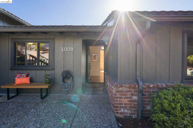 1009 Havens Pl, El Cerrito, CA 94530