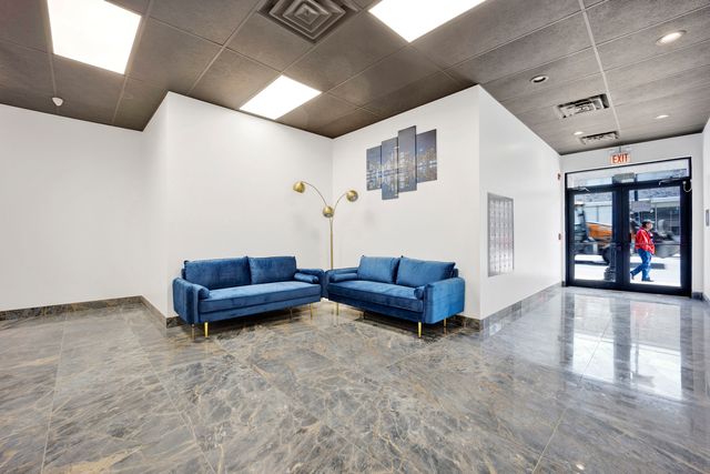 4350 W Lawrence Avenue 408, Chicago, IL 60630