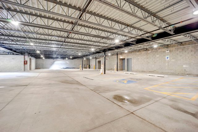 4350 W Lawrence Avenue 408, Chicago, IL 60630