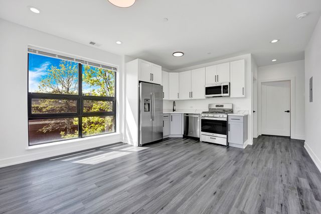 4350 W Lawrence Avenue 408, Chicago, IL 60630