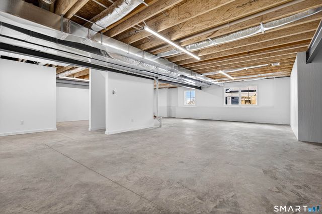 12 Pumpkin Grove, East Lyme, CT 06333