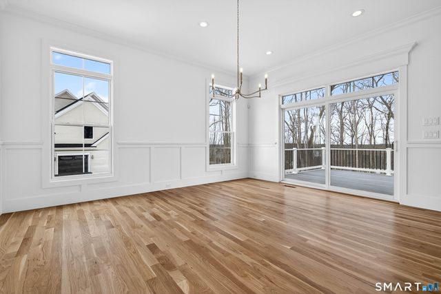 12 Pumpkin Grove, East Lyme, CT 06333