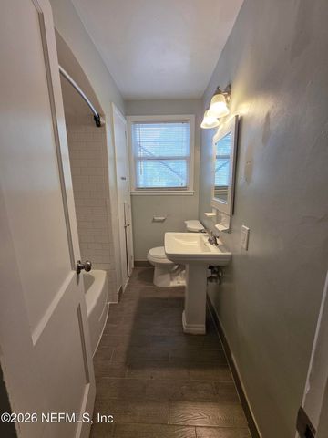 1265 DONALD Street 2, Jacksonville, FL 32205