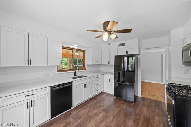 4350 Wooster Road, Fairview Park, OH 44126