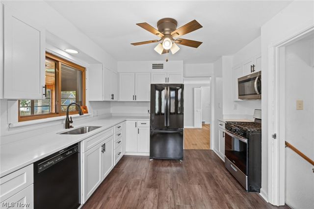 4350 Wooster Road, Fairview Park, OH 44126
