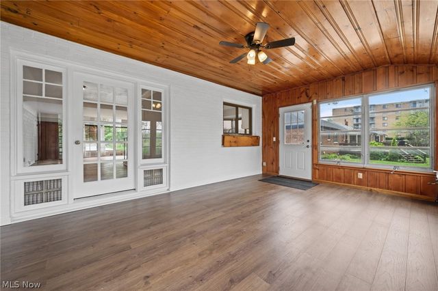 4350 Wooster Road, Fairview Park, OH 44126