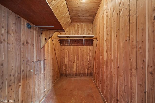 4350 Wooster Road, Fairview Park, OH 44126