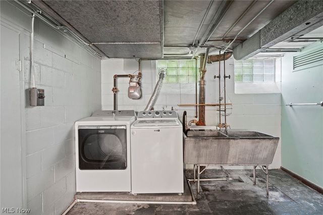 4350 Wooster Road, Fairview Park, OH 44126