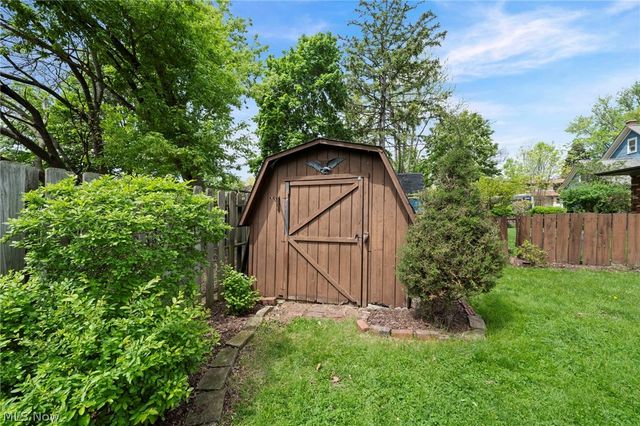 4350 Wooster Road, Fairview Park, OH 44126