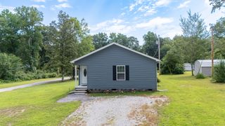 332 Riddle Ln, Estill Springs, TN 37330