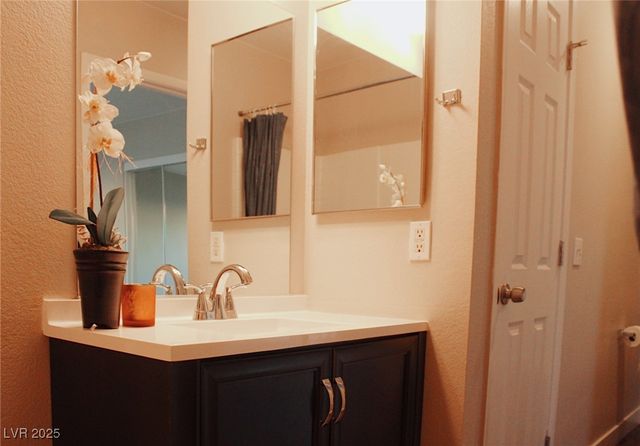 8366 Woodland Prairie Avenue, Las Vegas, NV 89129