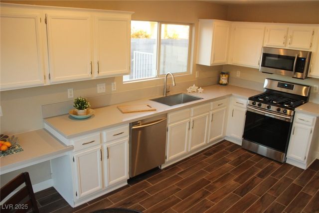 8366 Woodland Prairie Avenue, Las Vegas, NV 89129