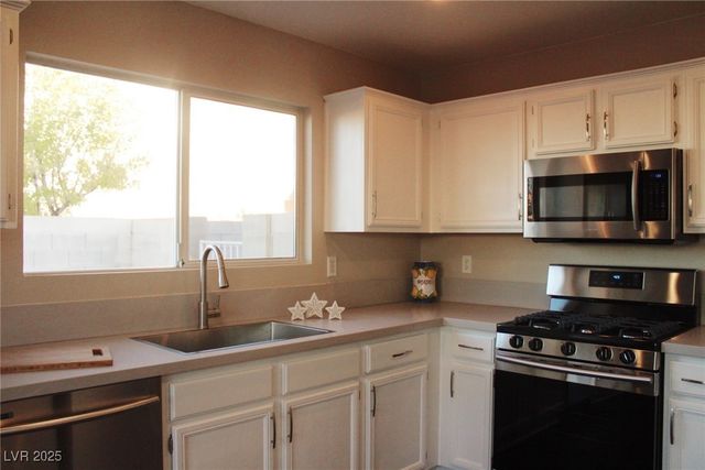 8366 Woodland Prairie Avenue, Las Vegas, NV 89129