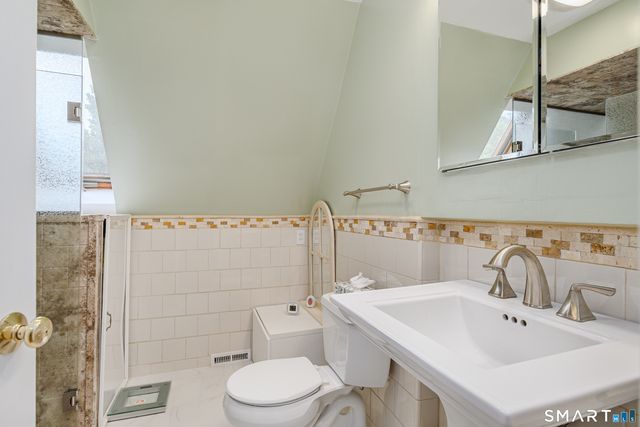 20 Wild Horse Road, Stamford, CT 06905