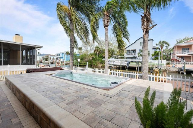 7533 HATTERAS DRIVE, Hudson, FL 34667