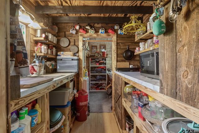 61 Private Road 52436, Pittsburg, TX 75686