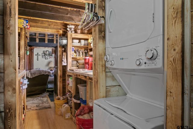 61 Private Road 52436, Pittsburg, TX 75686