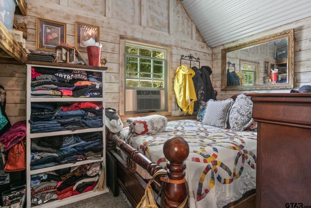 61 Private Road 52436, Pittsburg, TX 75686