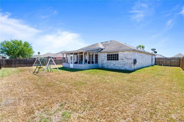 1708 Brook Lane, Kingsville, TX 78363