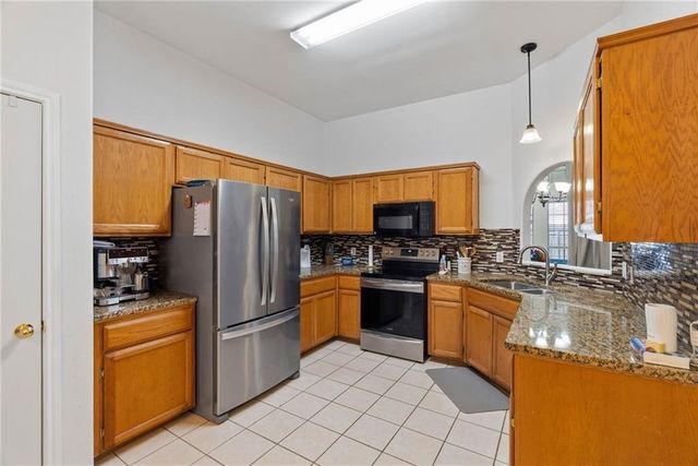 1708 Brook Lane, Kingsville, TX 78363