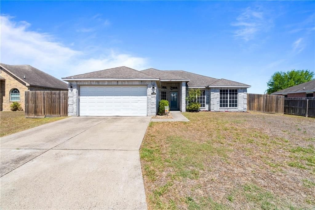 1708 Brook Lane, Kingsville, TX 78363