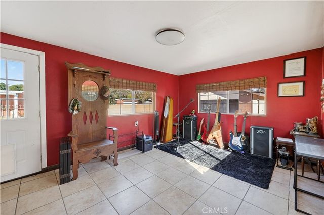 606 N Park, Pomona, CA 91768