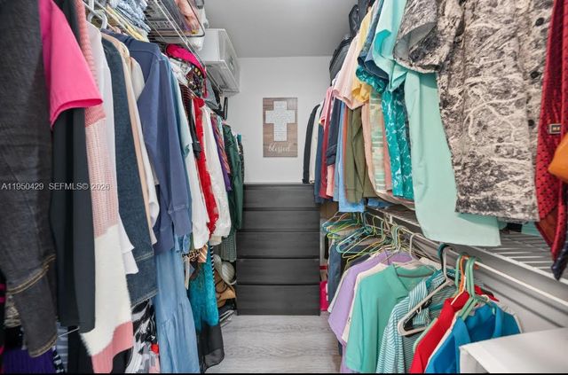 3561 NW 95th Ter 423, Sunrise, FL 33351