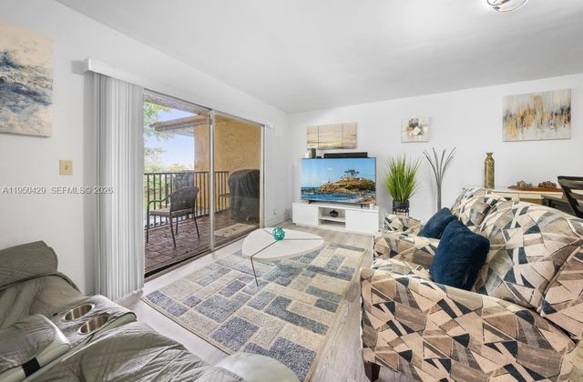 3561 NW 95th Ter 423, Sunrise, FL 33351