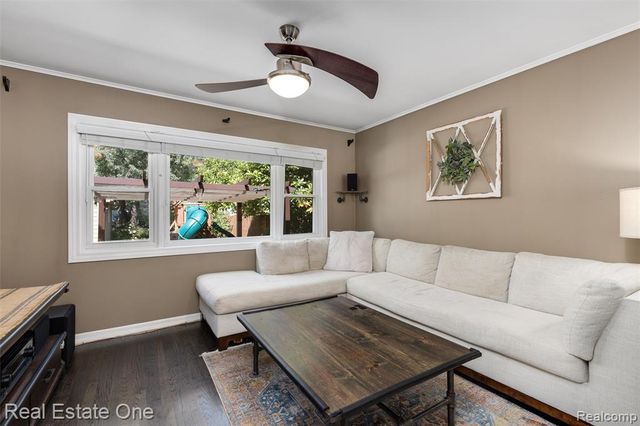 1630 W 12 Mile Road, Royal Oak, MI 48073