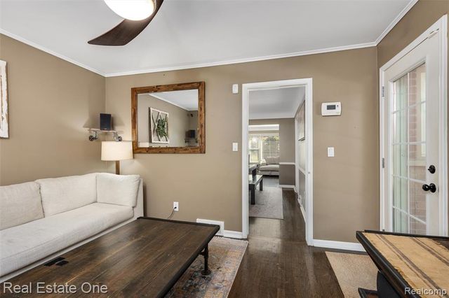 1630 W 12 Mile Road, Royal Oak, MI 48073