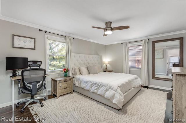 1630 W 12 Mile Road, Royal Oak, MI 48073