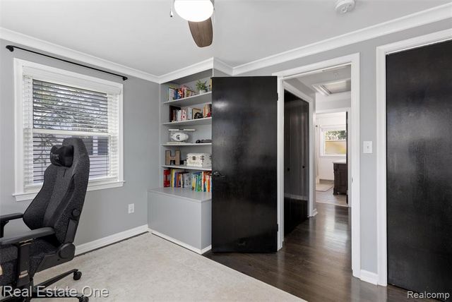 1630 W 12 Mile Road, Royal Oak, MI 48073