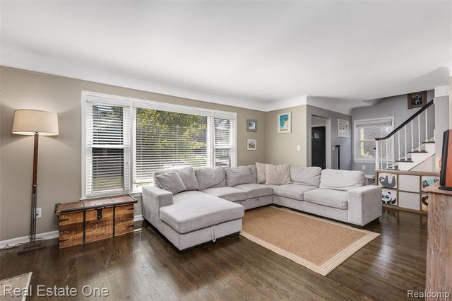 1630 W 12 Mile Road, Royal Oak, MI 48073