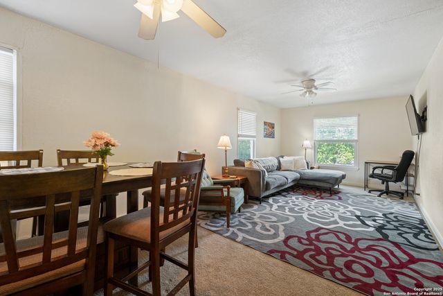 1448 W SUMMIT AVE, San Antonio, TX 78201