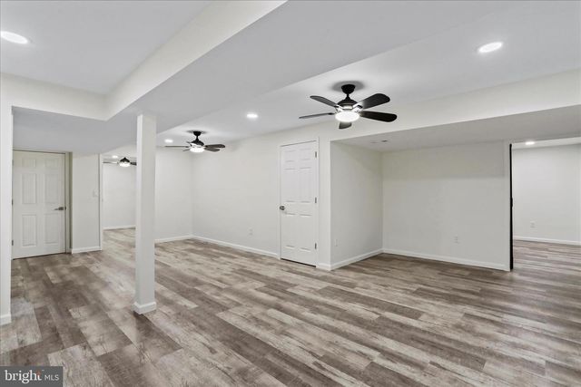 31 LIVERPOOL LN, Martinsburg, WV 25405